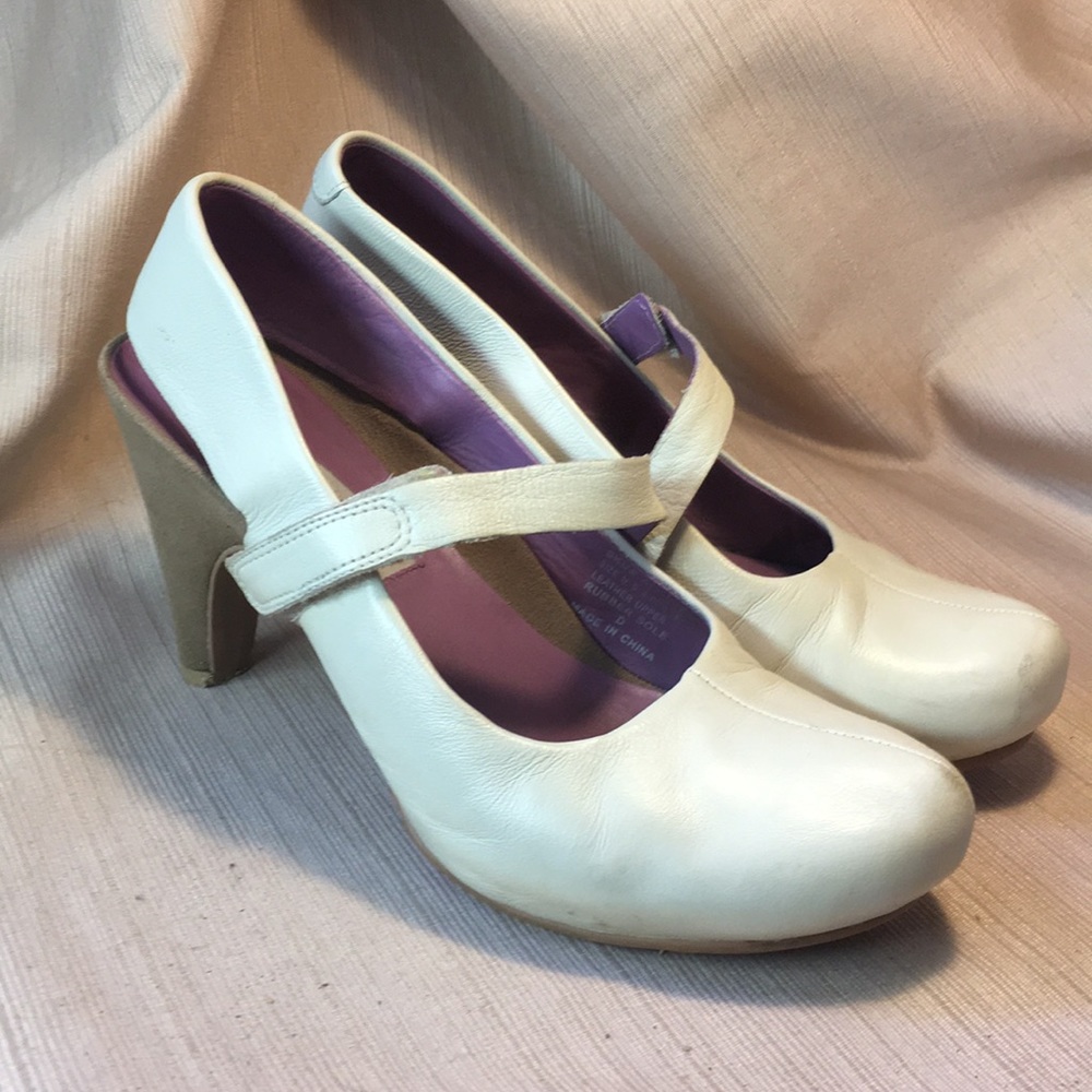 Tsubo leather heels